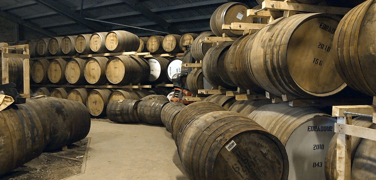 Distilleerderij whisky vaten